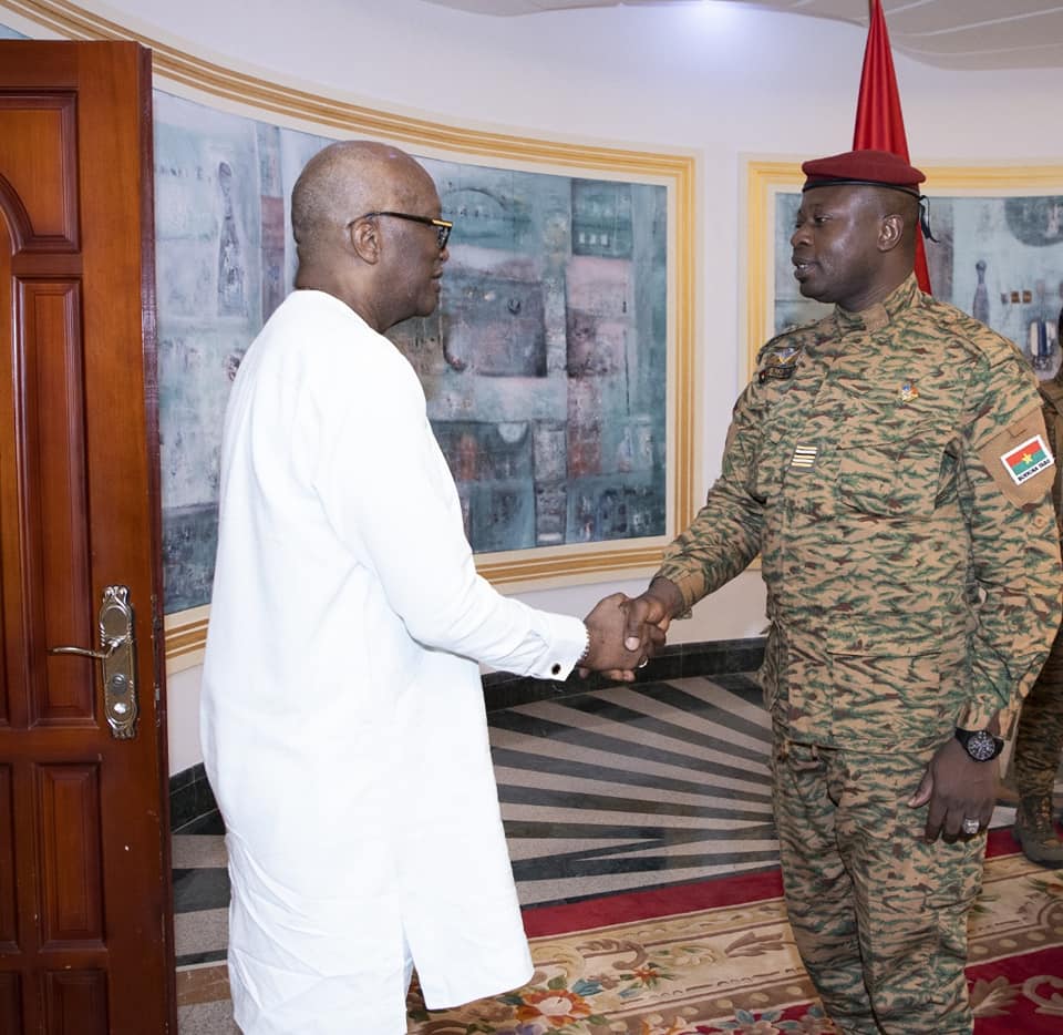 Le Lieutenant-colonel Paul-Henri Sandaogo Damiba a échangé avec Roch Kaboré et Jean-Baptiste Ouédraogo