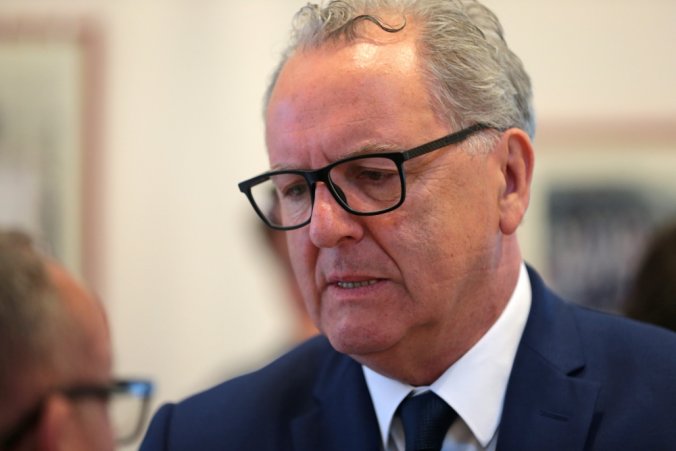 : Le président sortant de l'Assemblée nationale Richard Ferrand battu dans sa circonscription