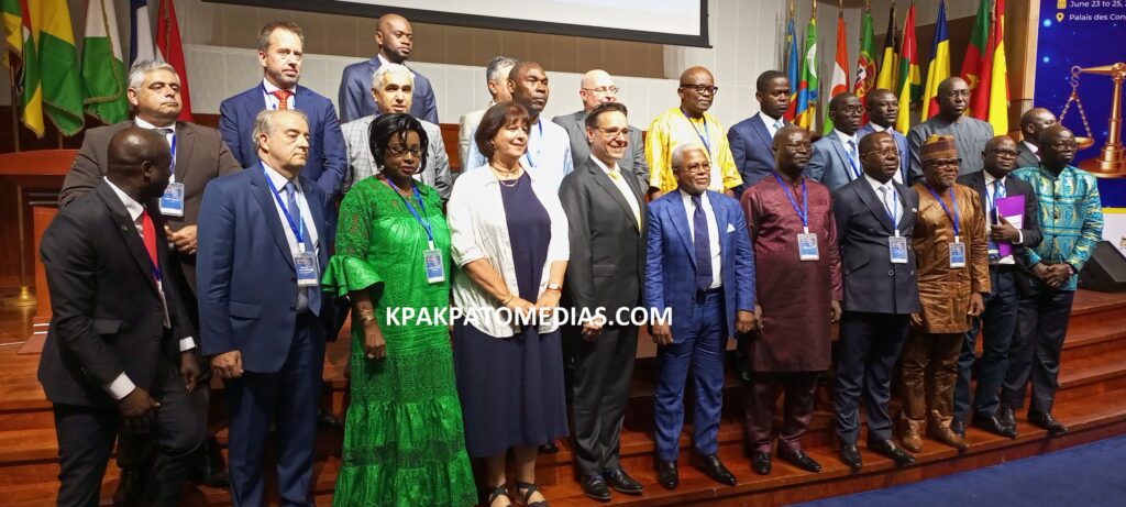 6ᵉ Colloque Afrique-Europe des Huissiers de Justice :Les travaux terminés sous fond de grande satisfaction et de joie