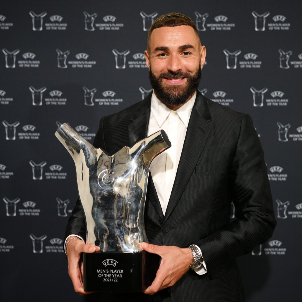 Karim Benzema élu meilleur joueur de l’année par l’Uefa
