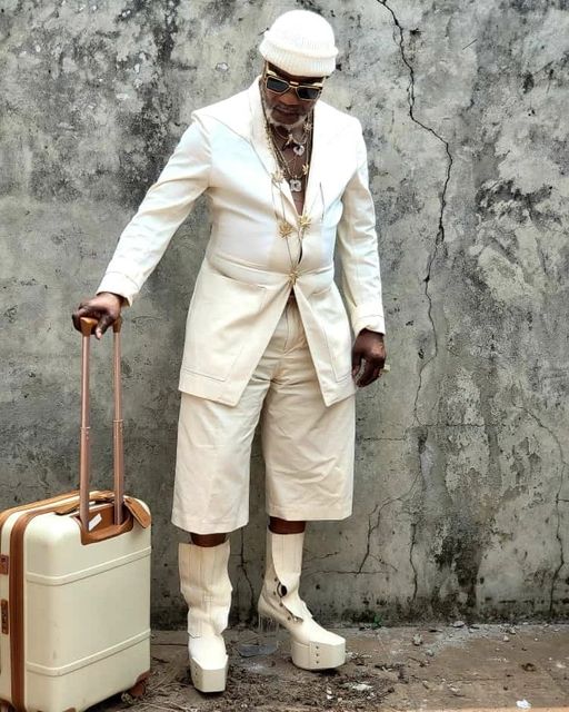 Kpakpato Sans Payer : Koffi Olomidé a encore ‘‘tué’’ avec un ‘‘nouveau sapement’’, surtout la chaussure