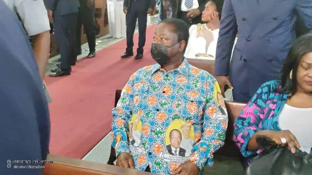 Bédié pique une crise alors qu’il était présent à la cathédrale Saint Paul d'Abidjan Plateau, à l'occasion du 117e anniversaire de naissance du parti du Président Félix Houphouet-Boigny