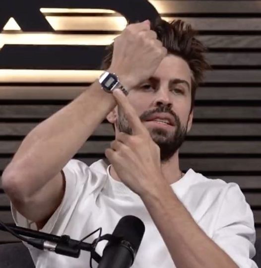 « Tu as changé une Ferrari contre une Twingo » Shakira tacle piqué…et il répliqua avec ironie