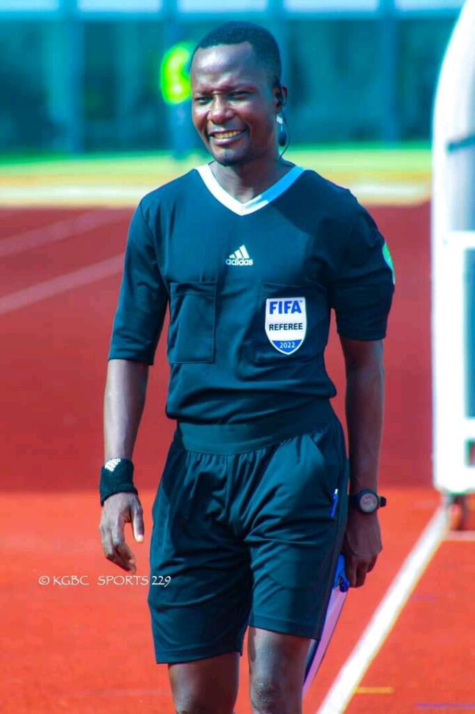 le Président de la Commission des arbitres, Francis Koto Gbian, a annoncé la suspension de Omega Omega, Prosper Agnandji et Tanislas Ahomlanto.