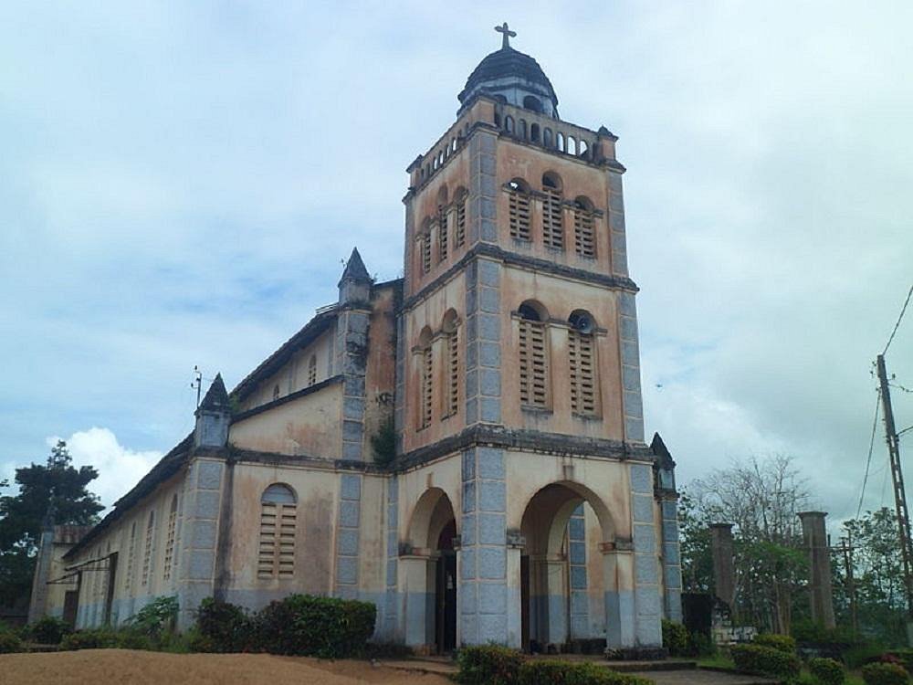 Mgr Jean Bosco Ntep annonce la suspension de l'Abbé William Ngbwa Ngo'o