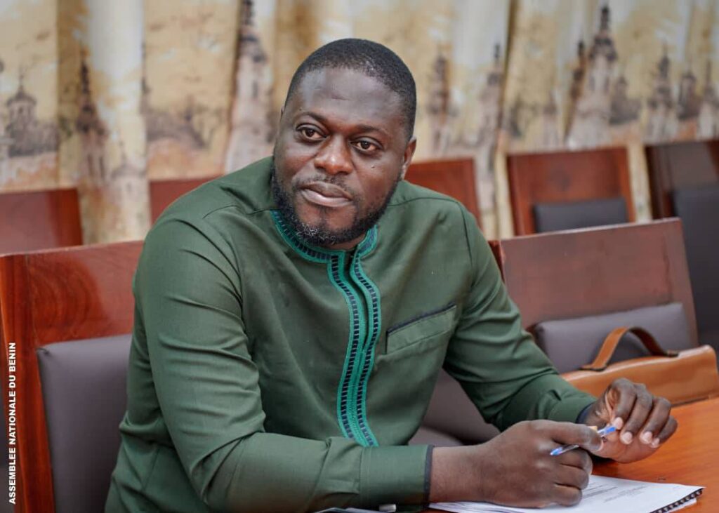 Plateau technique du CNHU : Brice Fagbemi note des améliorations, mais dénonce des agents indélicats