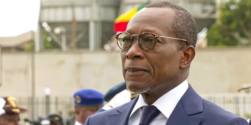 Tentative de coup d'état au Bénin : apparition publique de Talon