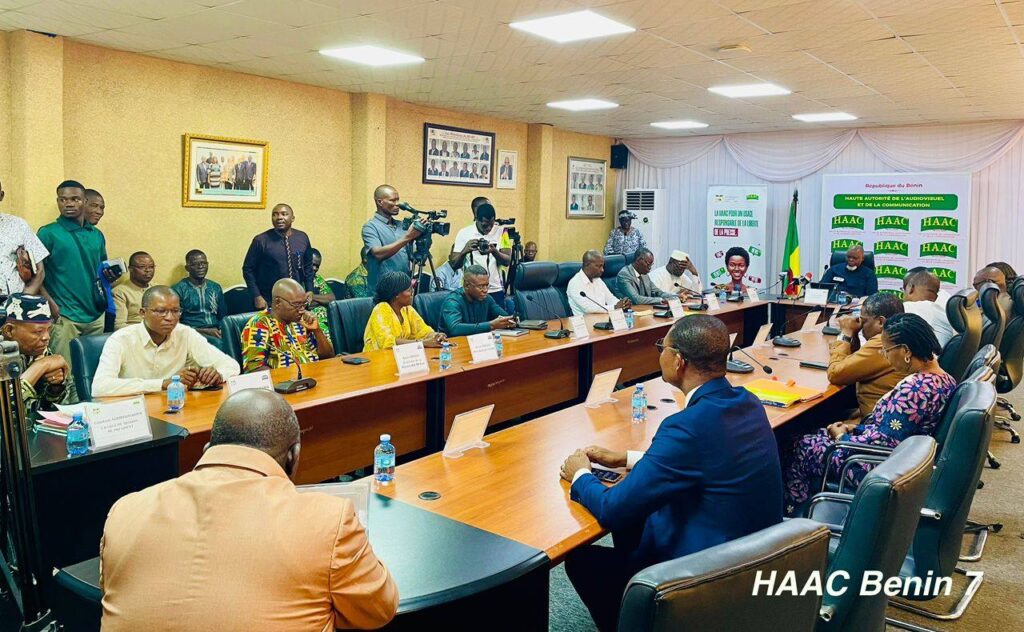 𝗖𝗹𝗼̂𝘁𝘂𝗿𝗲 𝗱𝗲 𝗹𝗮 𝗱𝗲𝘂𝘅𝗶𝗲̀𝗺𝗲 𝘀𝗲𝘀𝘀𝗶𝗼𝗻 𝗼𝗿𝗱𝗶𝗻𝗮𝗶𝗿𝗲 𝗱𝗲 𝗹'𝗮𝗻𝗻𝗲́𝗲 𝟮𝟬𝟮𝟱 𝗱𝗲 𝗹𝗮 𝗛𝗔𝗔𝗖 : 𝟯𝟬 𝗿𝗮𝗽𝗽𝗼𝗿𝘁𝘀 𝗲𝘅𝗮𝗺𝗶𝗻𝗲́𝘀 𝗲𝘁 𝟭𝟰 𝗱𝗲́𝗰𝗶𝘀𝗶𝗼𝗻𝘀 𝗽𝗿𝗶𝘀𝗲𝘀