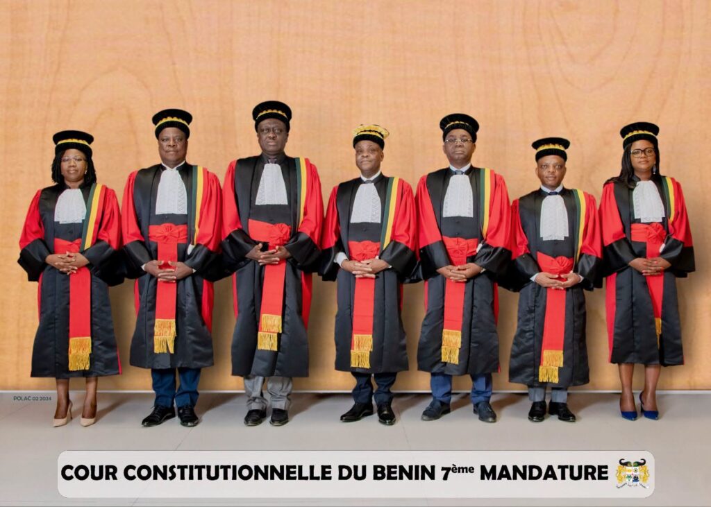 Règlement intérieur du Sénat : la cour constitutionnelle déclare conforme à la constitution