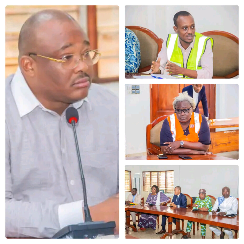 La reconstruction en 2x2 de l’axe Misséssinto-Allada sera bientôt une réalité. Dans la commune d’Abomey-calavi où le top des travaux est désormais une réalité, le dédommagement des personnes affectées préoccupent énormément les autorités communales et les responsables de la Société des infrastructures routières et de l’aménagement du territoire (Sirat) en charge des travaux.