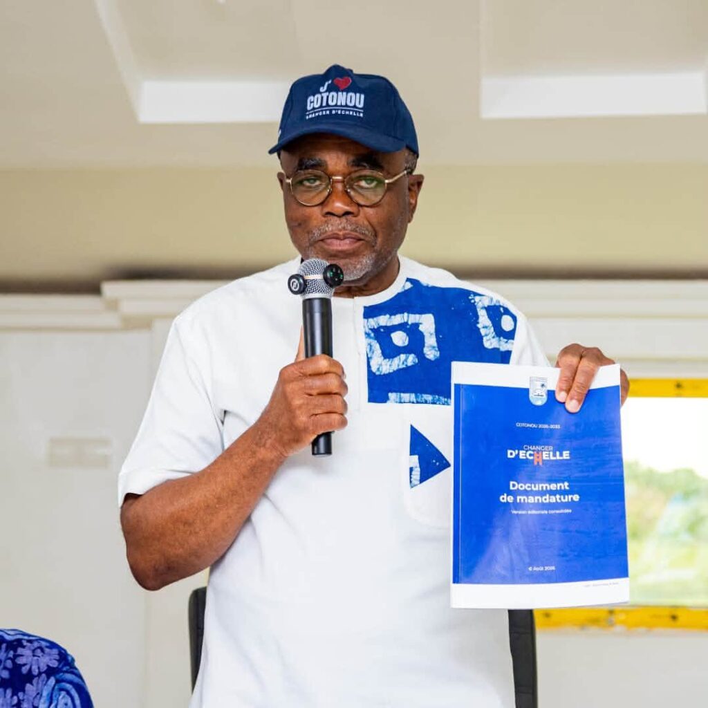 𝗧𝗼𝘂𝗿𝗻𝗲́𝗲 𝗱𝗲𝘀 𝗮𝗿𝗿𝗼𝗻𝗱𝗶𝘀𝘀𝗲𝗺𝗲𝗻𝘁𝘀 : 𝗰𝗲 𝗾𝘂𝗲 𝗖𝗼𝘁𝗼𝗻𝗼𝘂 𝗻𝗼𝘂𝘀 𝗮 𝗱𝗶𝘁 𝗲𝗻 𝘀𝗶𝘅 𝗷𝗼𝘂𝗿𝘀 : une tribune du maire Luc Gnacadja