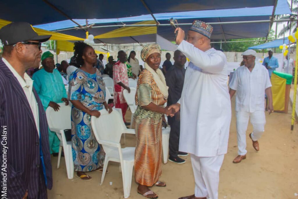 Le Plan Développement Communal 4ème Génération (PDC4) de la Commune d’Abomey-calavi est constitué de nombreux projets et programmes pour faire de la plus grande cité dortoir du Bénin une ville attractive à l’horizon 2029. Mais pour une mise en œuvre sans faille, l’engagement des citoyens relève d’une importance capitale.
